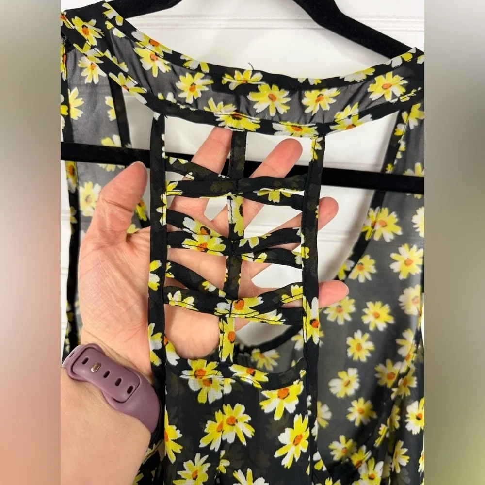 Iris women’s sheer black & yellow floral tank, decorative strap back. Size Large - Picture 4 of 6
